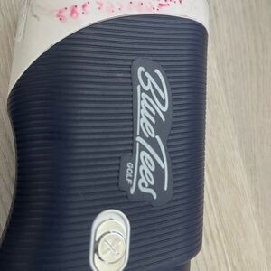 Golf Rangefinder - Black and White